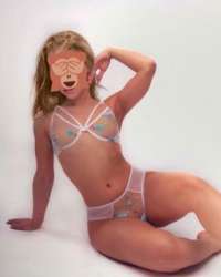 Egzotik Mersin Sarışın Escort'un Büyüleyici Portresi