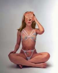 Egzotik Mersin Sarışın Escort'un Büyüleyici Portresi