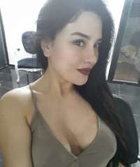 Kumral Güzeli ve İhtişamlı Mersin Escort