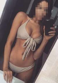 Mersin'de Sarışın Güzellik: 69 Kilogram Zarafet ve 166 cm Büyüklüğünde