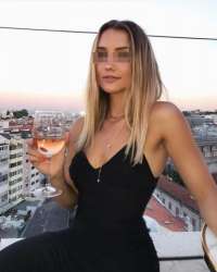 Mersin'den Sıcak ve Sarışın Escort
